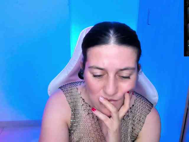 Saskyaajohnson webcam