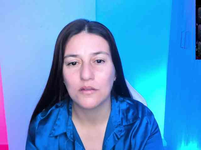 Saskyaajohnson webcam