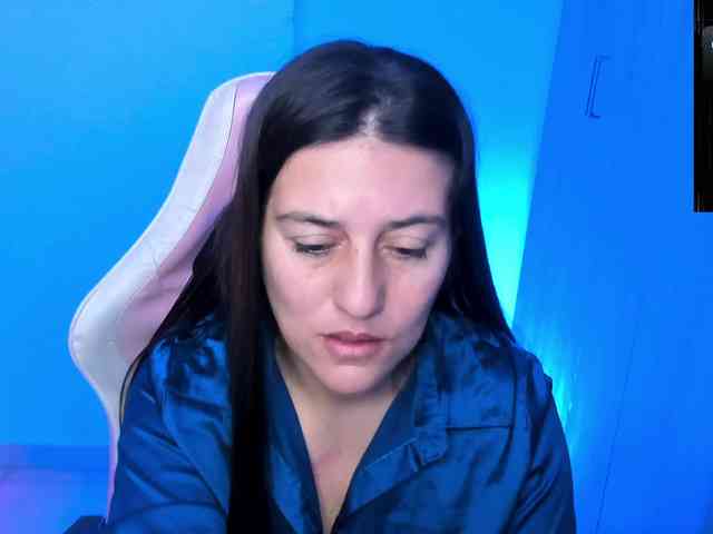 Saskyaajohnson webcam