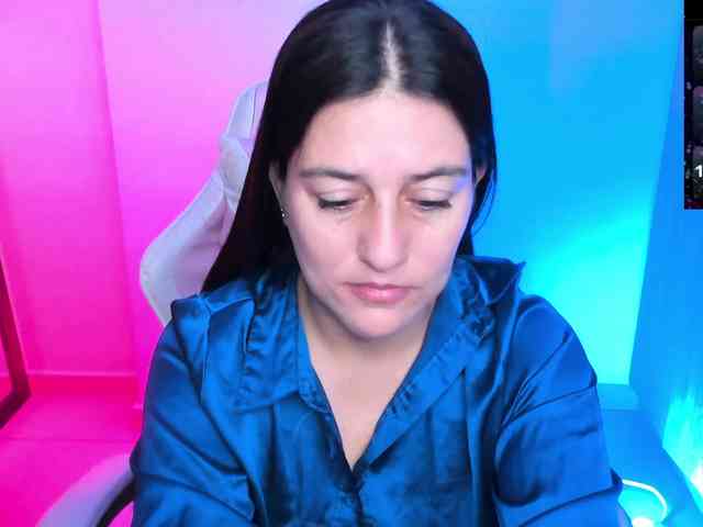 Saskyaajohnson webcam