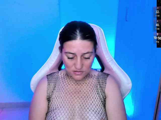 Saskyaajohnson webcam