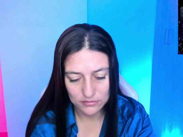 Saskyaajohnson webcam