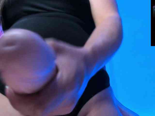 Saskyaajohnson webcam