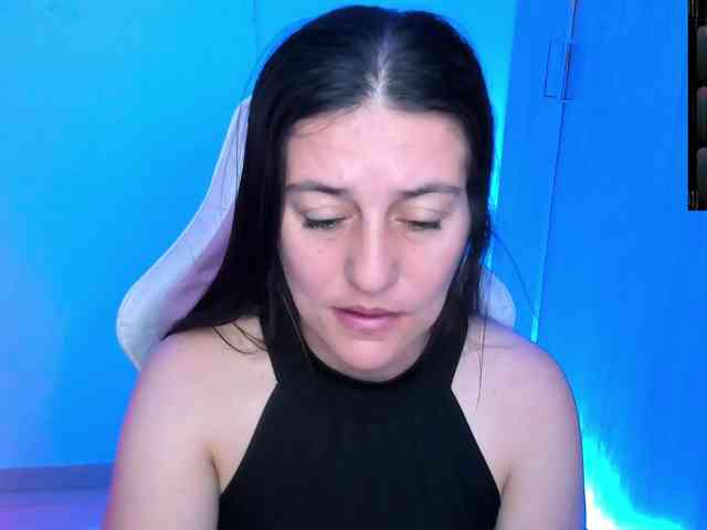 Saskyaajohnson webcam