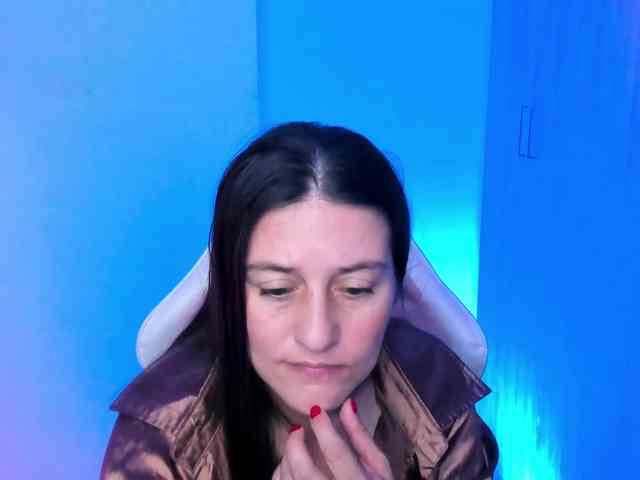 Saskyaajohnson webcam