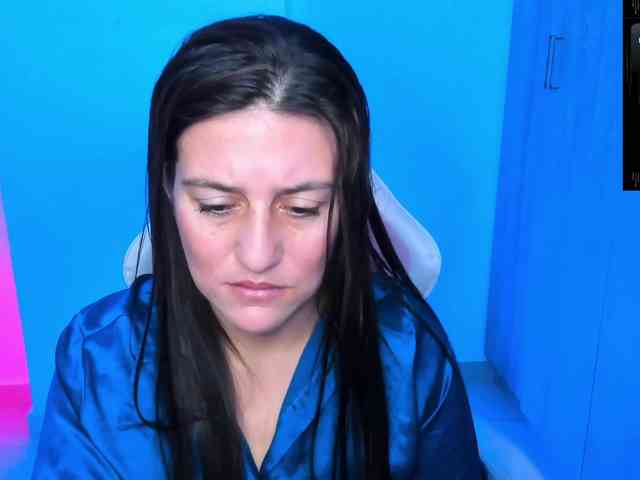 Saskyaajohnson webcam