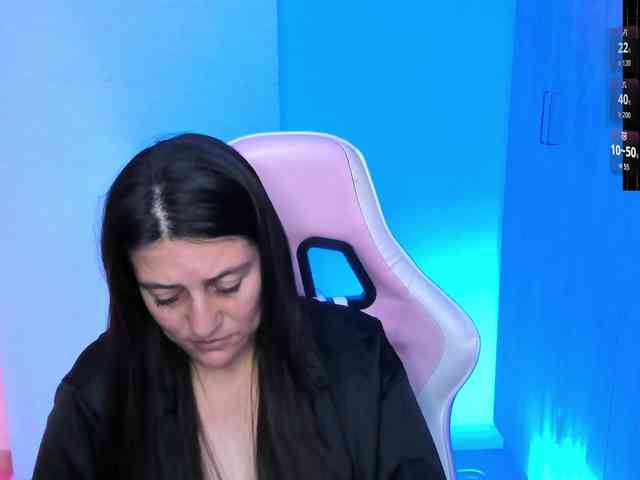 Saskyaajohnson webcam