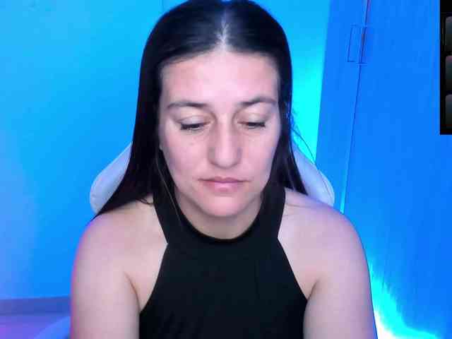 Saskyaajohnson webcam