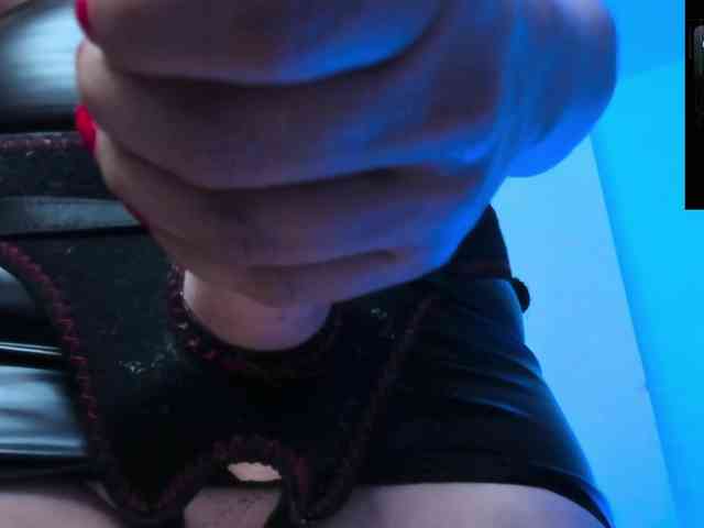 Saskyaajohnson webcam