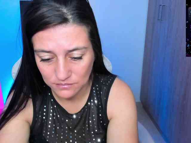 Saskyaajohnson webcam