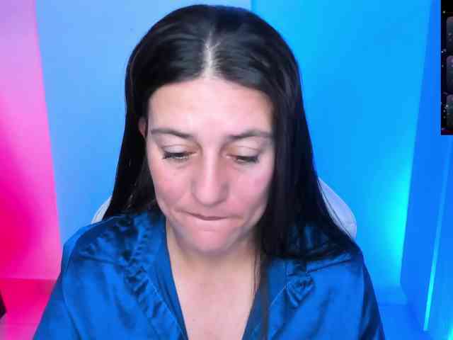 Saskyaajohnson webcam