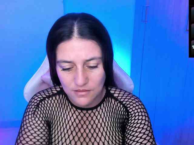 Saskyaajohnson webcam