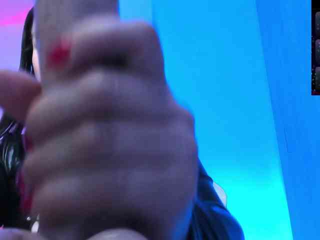 Saskyaajohnson webcam