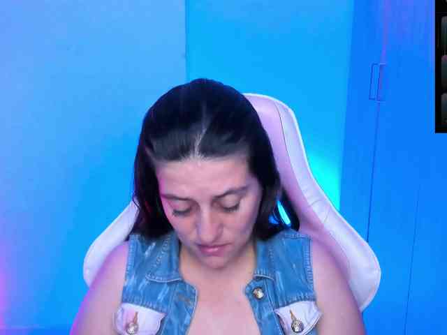 Saskyaajohnson webcam