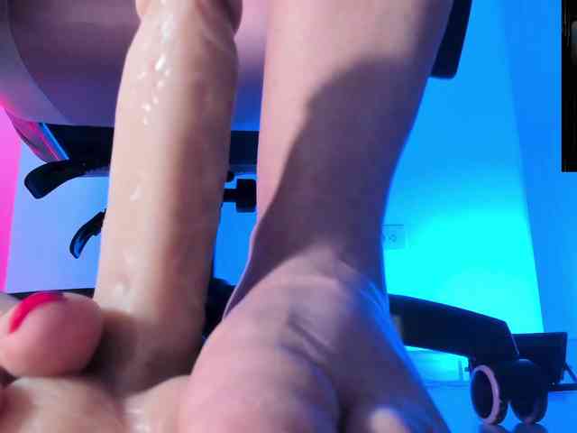 Saskyaajohnson webcam