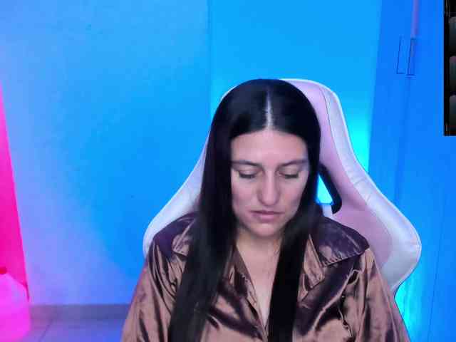 Saskyaajohnson webcam