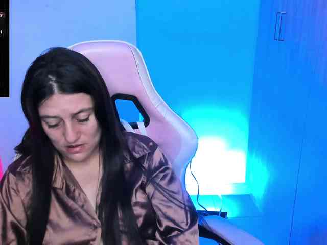 Saskyaajohnson webcam