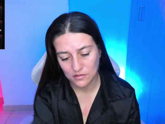 Saskyaajohnson webcam