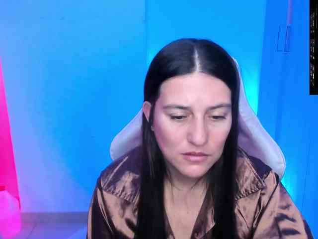 Saskyaajohnson webcam