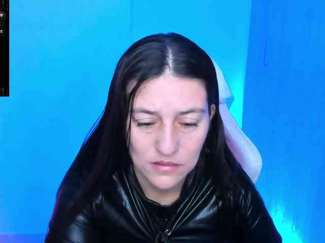 Saskyaajohnson webcam