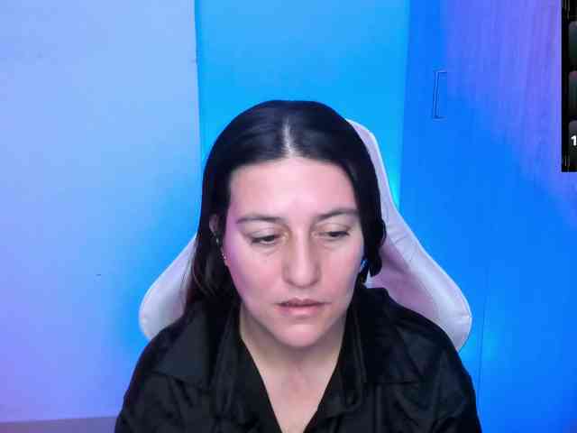 Saskyaajohnson webcam