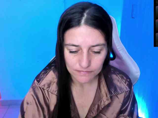 Saskyaajohnson webcam