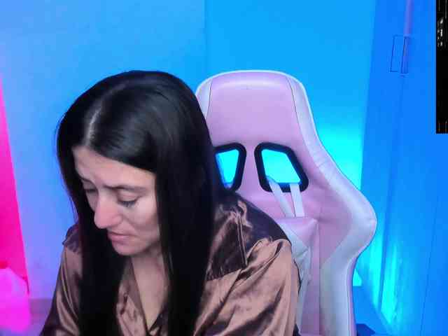 Saskyaajohnson webcam