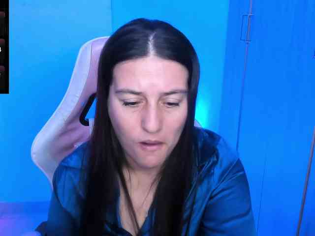 Saskyaajohnson webcam