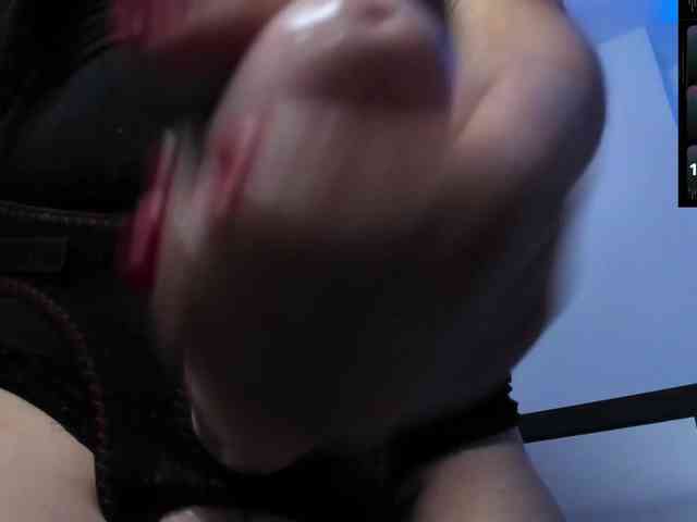 Saskyaajohnson webcam