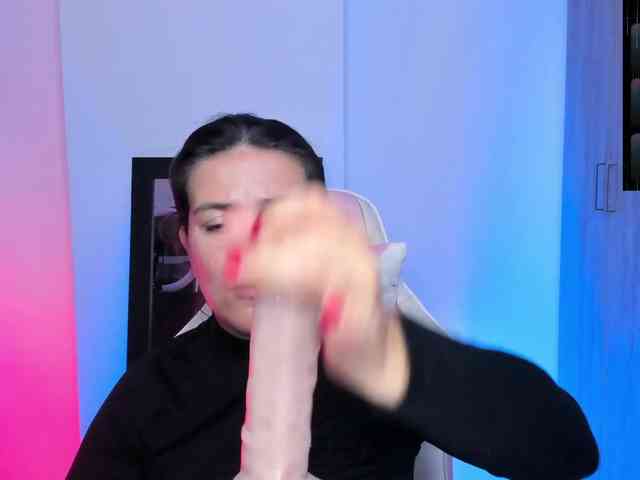 Saskyaajohnson webcam