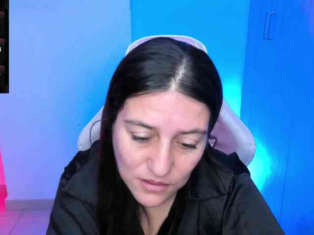 Saskyaajohnson webcam