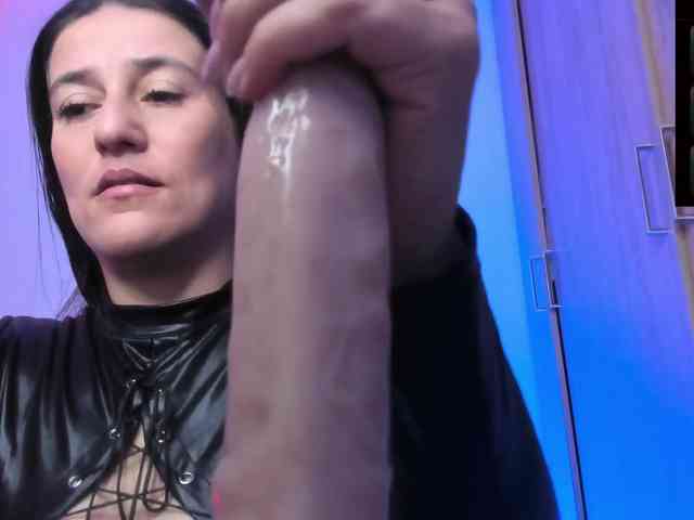 Saskyaajohnson webcam