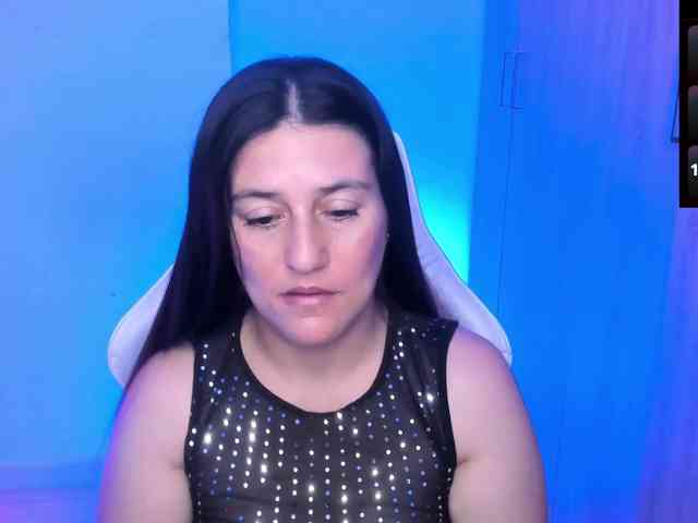 Saskyaajohnson webcam