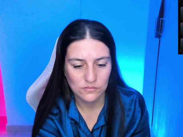 Saskyaajohnson webcam