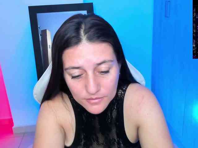 Saskyaajohnson webcam