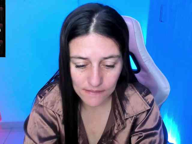 Saskyaajohnson webcam