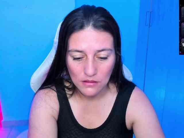 Saskyaajohnson webcam