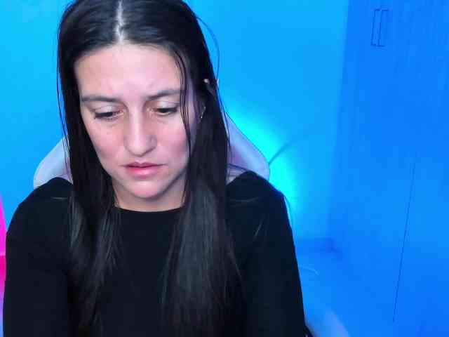 Saskyaajohnson webcam