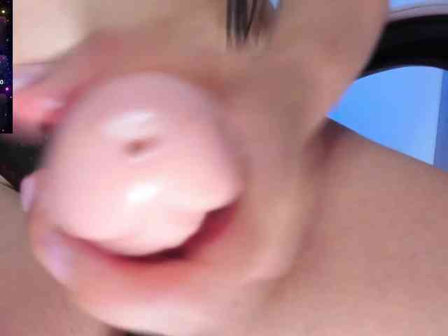 Saskyaajohnson webcam