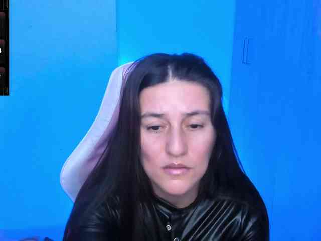 Saskyaajohnson webcam