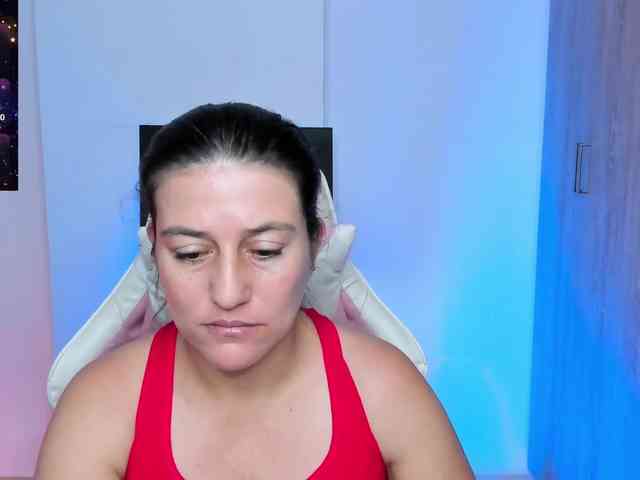 Saskyaajohnson webcam