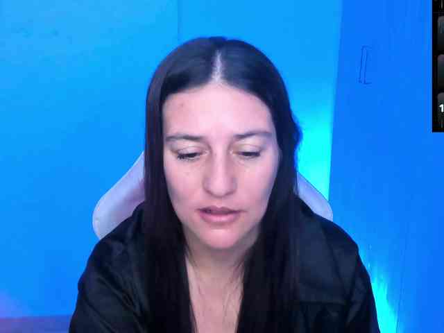 Saskyaajohnson webcam