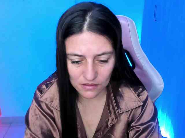 Saskyaajohnson webcam