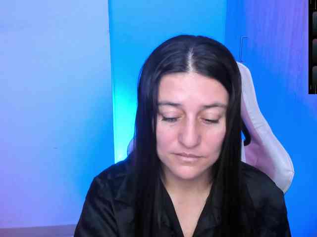 Saskyaajohnson webcam