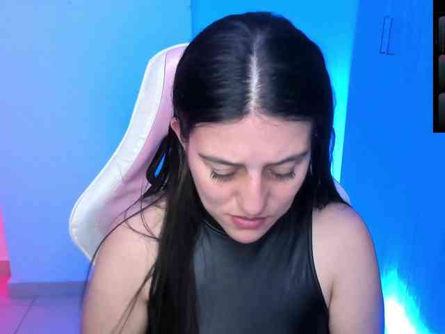 Saskyaajohnson webcam