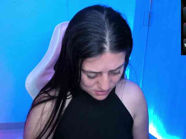 Saskyaajohnson webcam