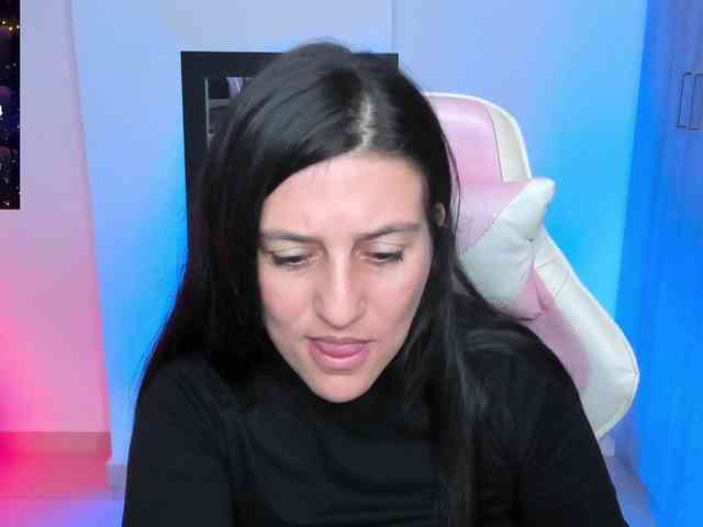 Saskyaajohnson webcam