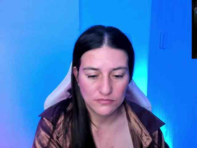 Saskyaajohnson webcam