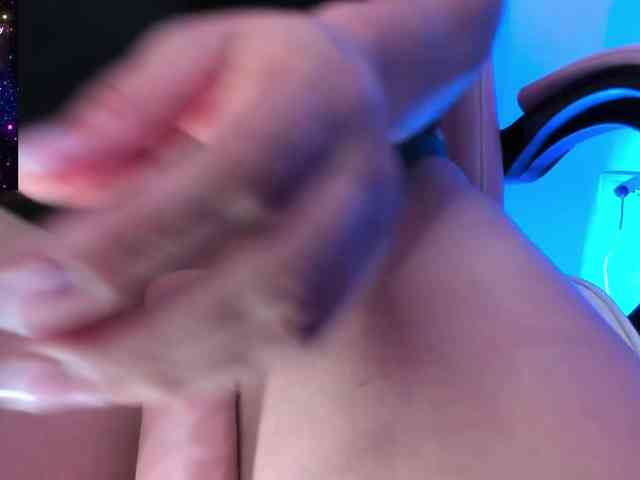 Saskyaajohnson webcam