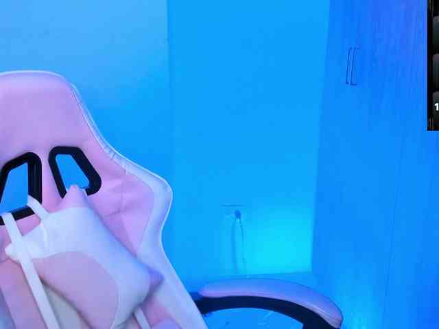 Saskyaajohnson webcam